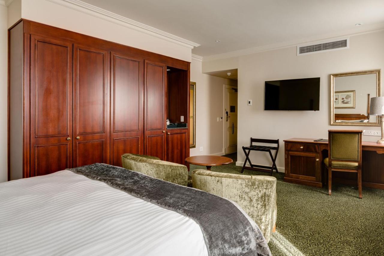 The Edward Hotel Durban Exterior photo