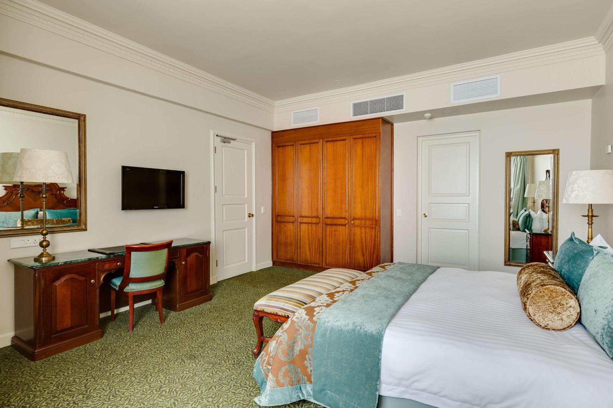 The Edward Hotel Durban Exterior photo